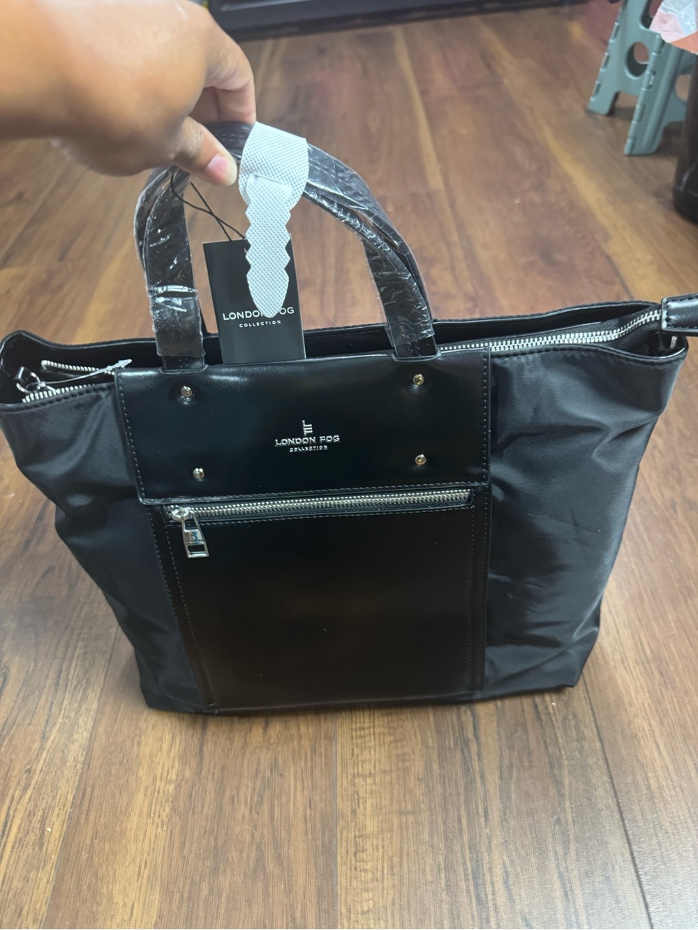 NWT London Fog Gizeth Black Nylon Tote Bag HBL-137 MSRP $138
